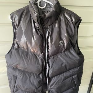 10 Deep Puffer Vest